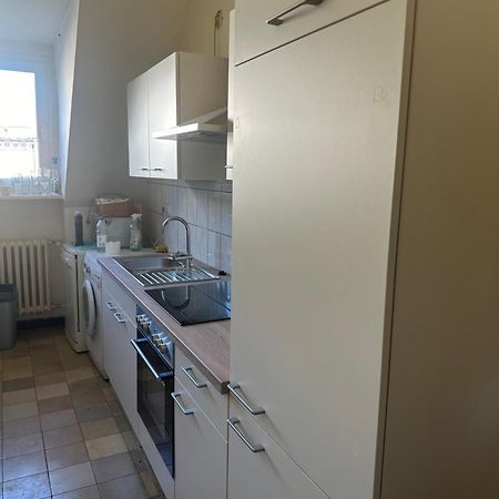 Schoenes Apartment In Есен Екстериор снимка