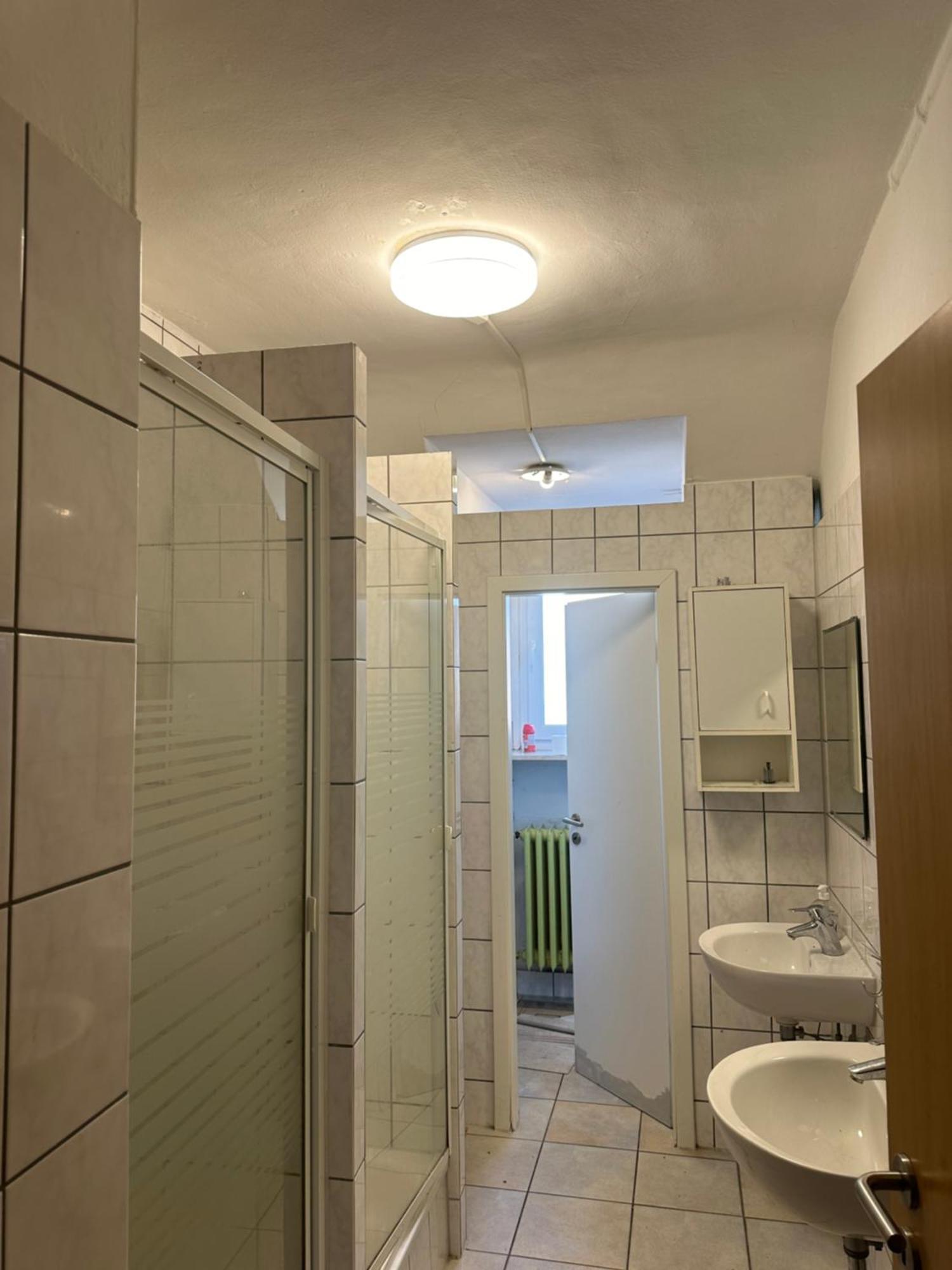 Schoenes Apartment In Есен Екстериор снимка