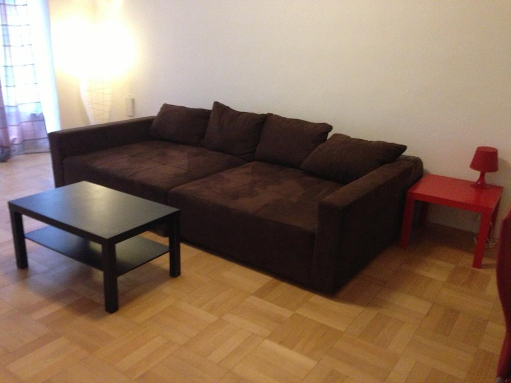 Schoenes Apartment In Есен Стая снимка